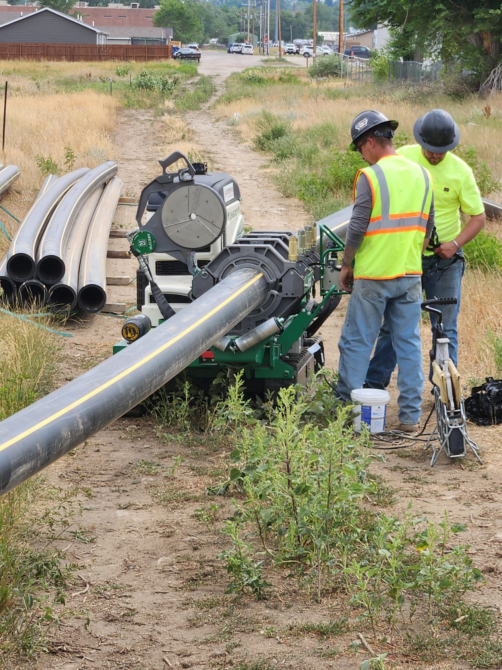 Gas distribution installation